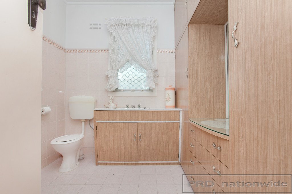 55 Beresford Ave  BERESFIELD 9