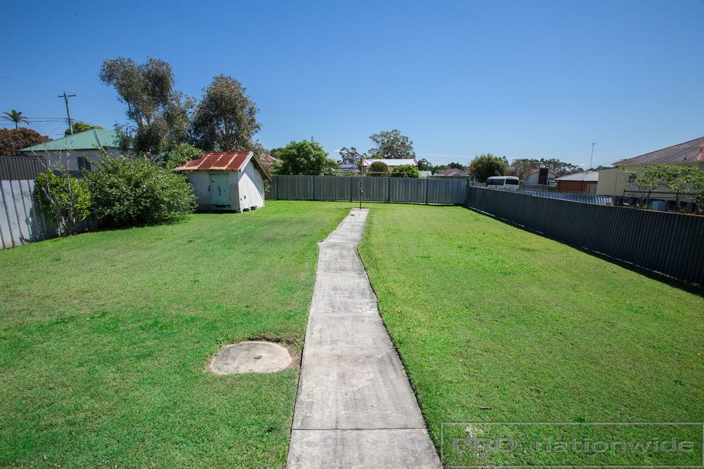 55 Beresford Ave  BERESFIELD 17