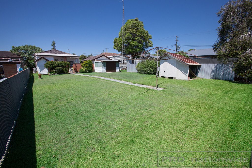 55 Beresford Ave  BERESFIELD 19