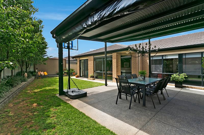 55 Brentwood Boulevard STRATHFIELDSAYE 9