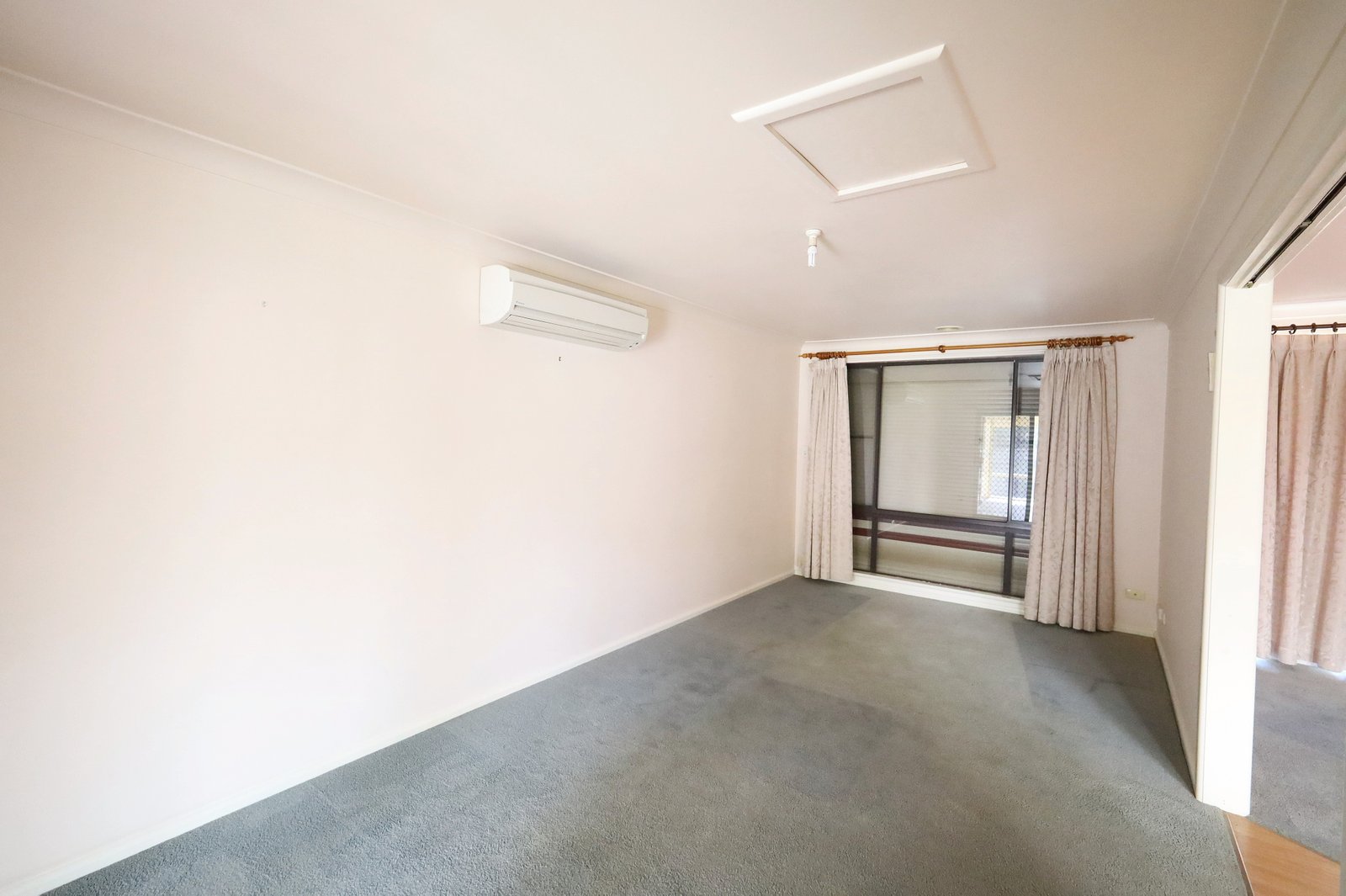 55 Burrendong Way ORANGE 4