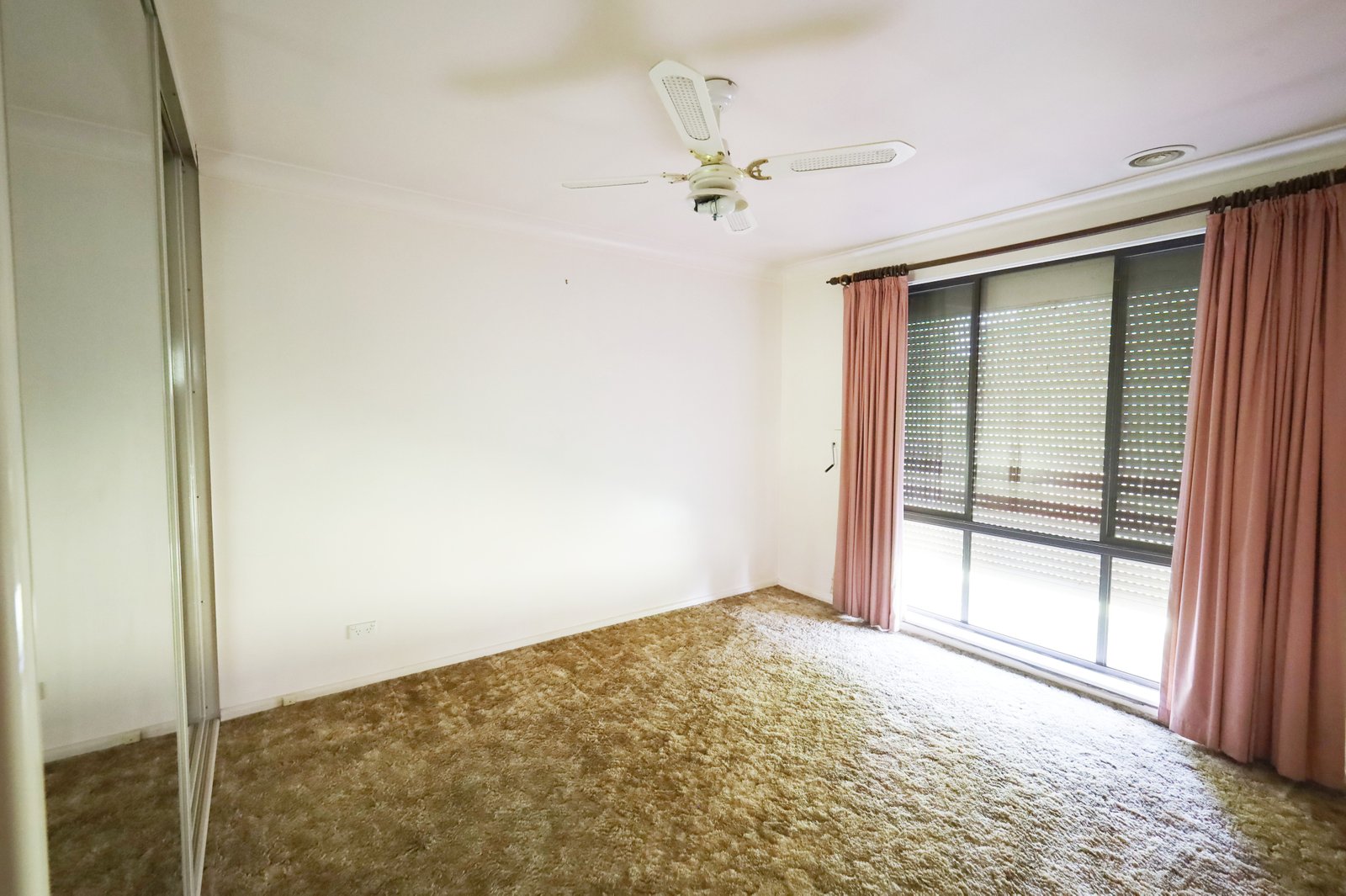 55 Burrendong Way ORANGE 6