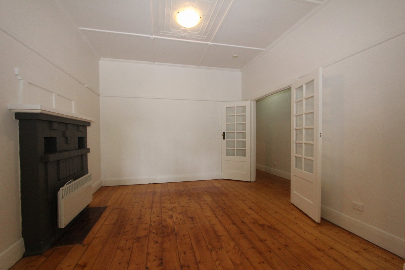 Real Estate and Property in 5/5 Byrne Avenue, Elwood, VIC