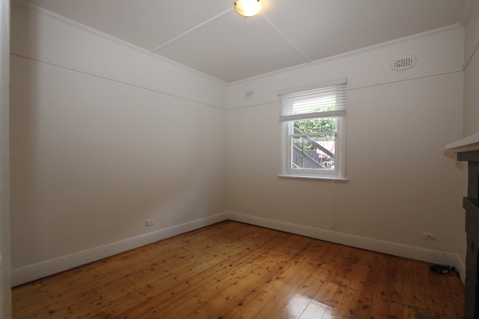 Real Estate and Property in 5/5 Byrne Avenue, Elwood, VIC