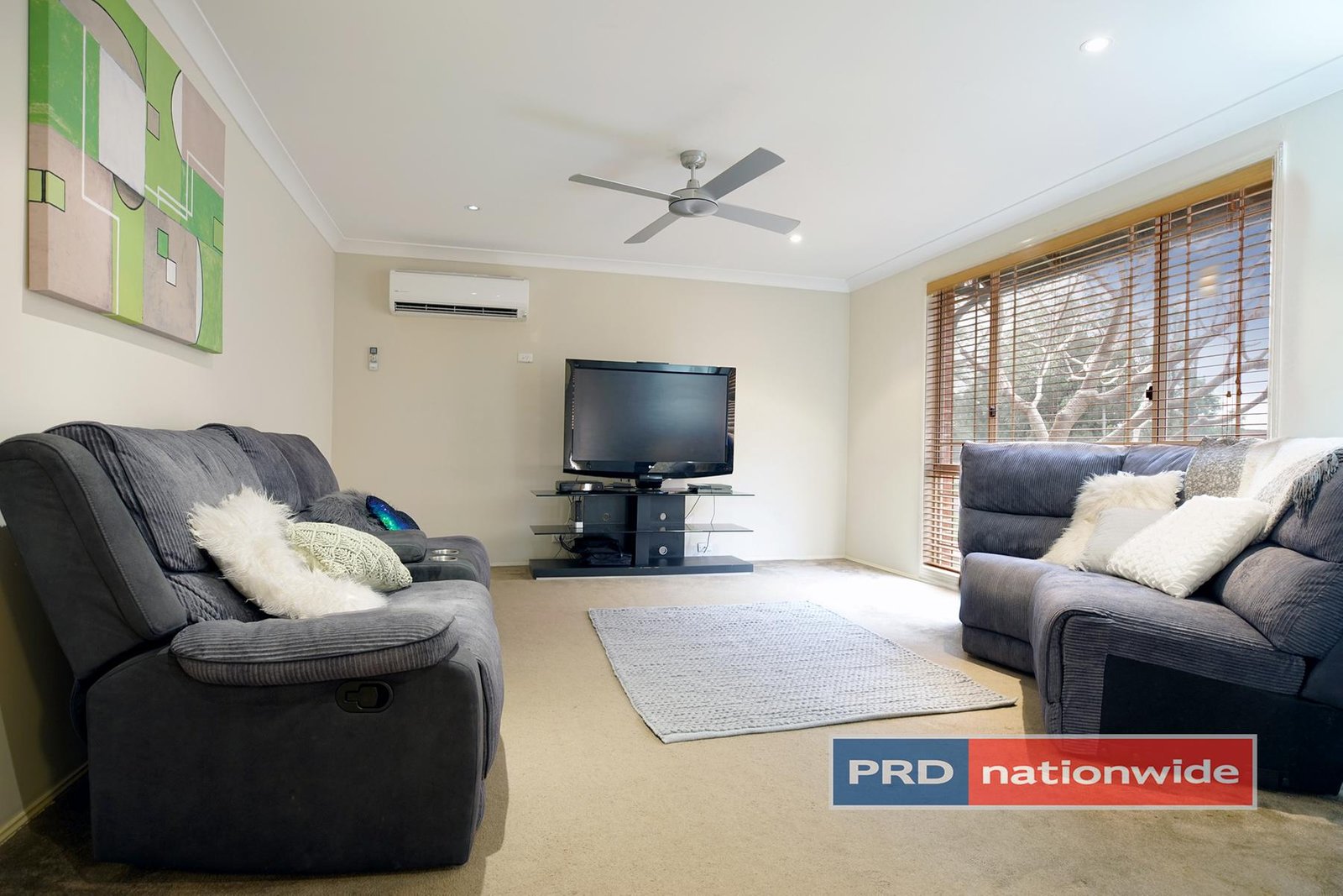 55 Candlebark Circuit GLENMORE PARK 6