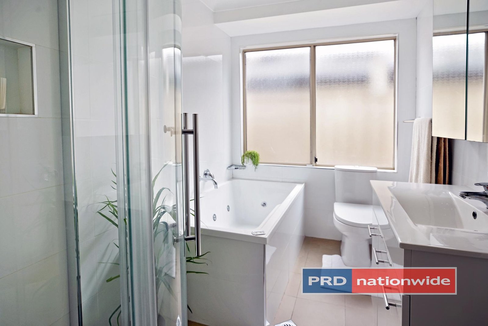 55 Candlebark Circuit GLENMORE PARK 8