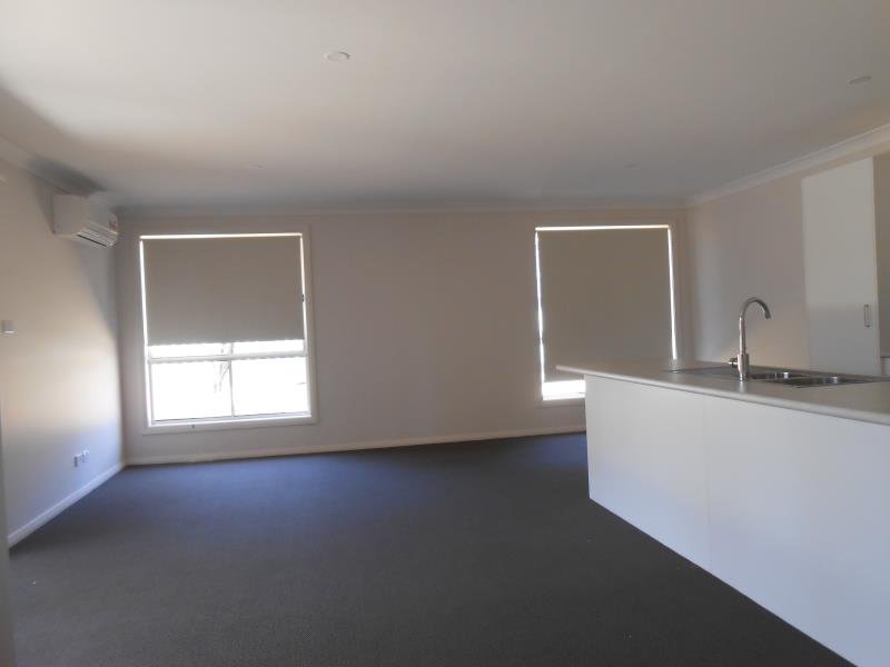 55 Cole Road TAMWORTH 3