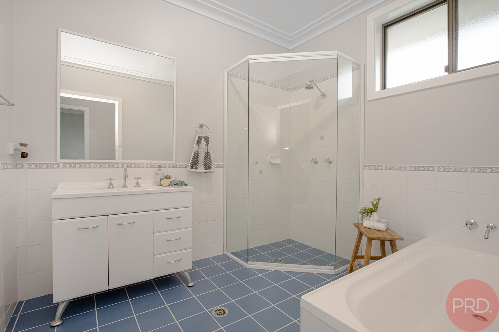 55 Collinson Street TENAMBIT 12