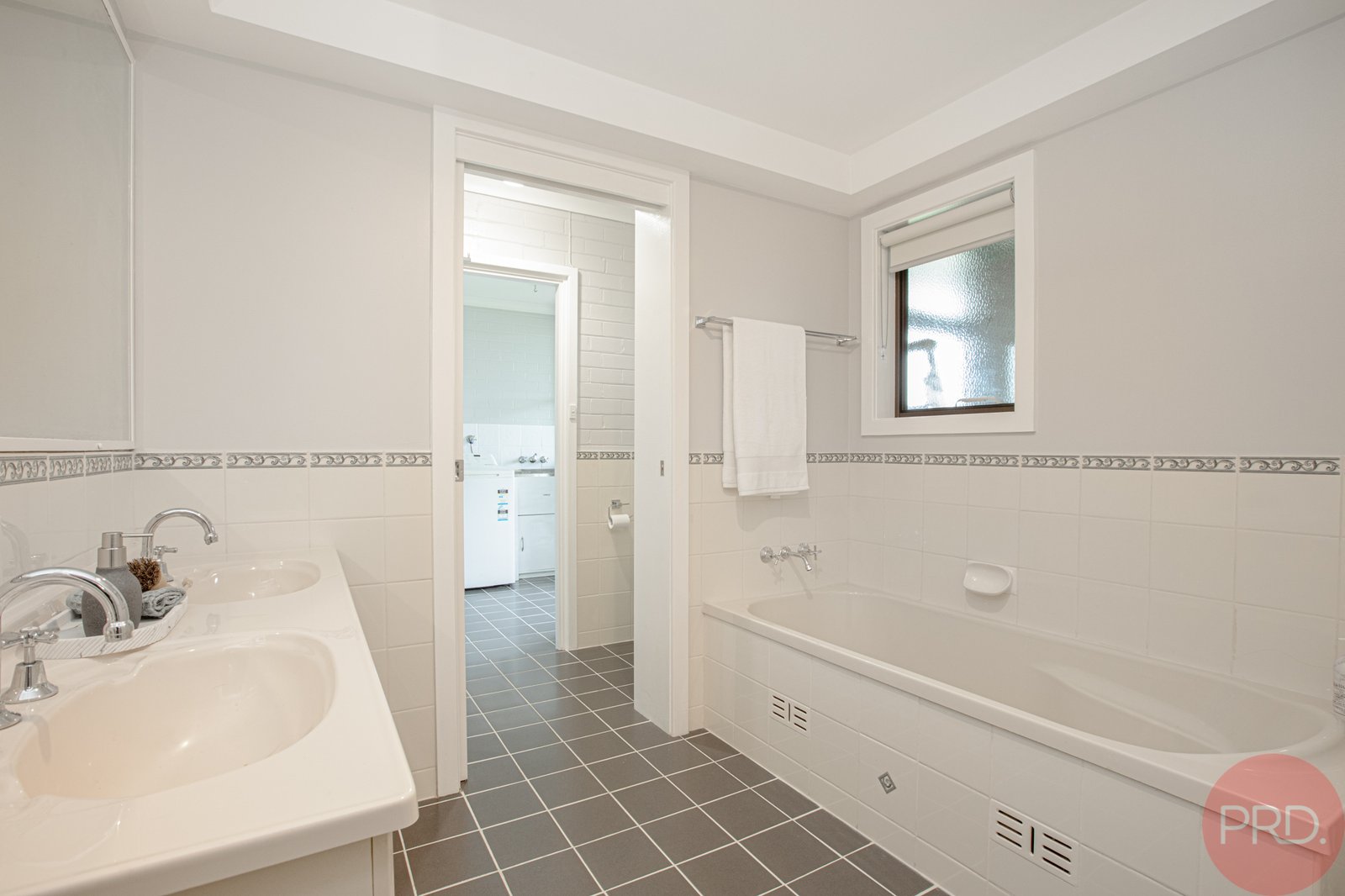 55 Collinson Street TENAMBIT 22