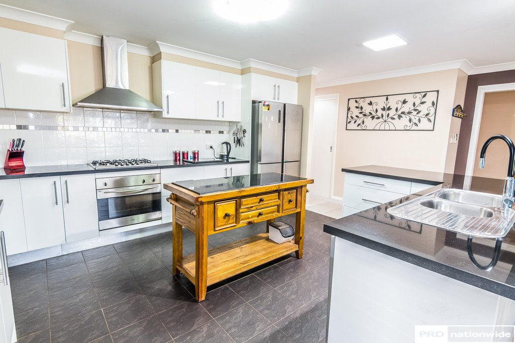 55 Cunningham Street TAMWORTH 7