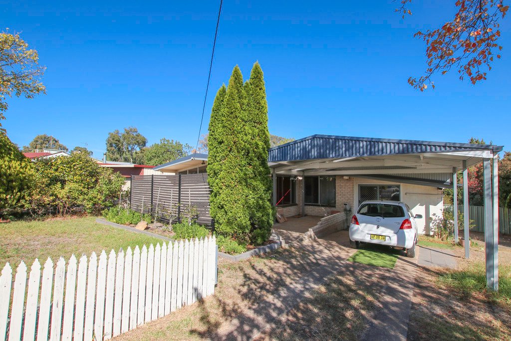 55 Dalhunty Street TUMUT 1