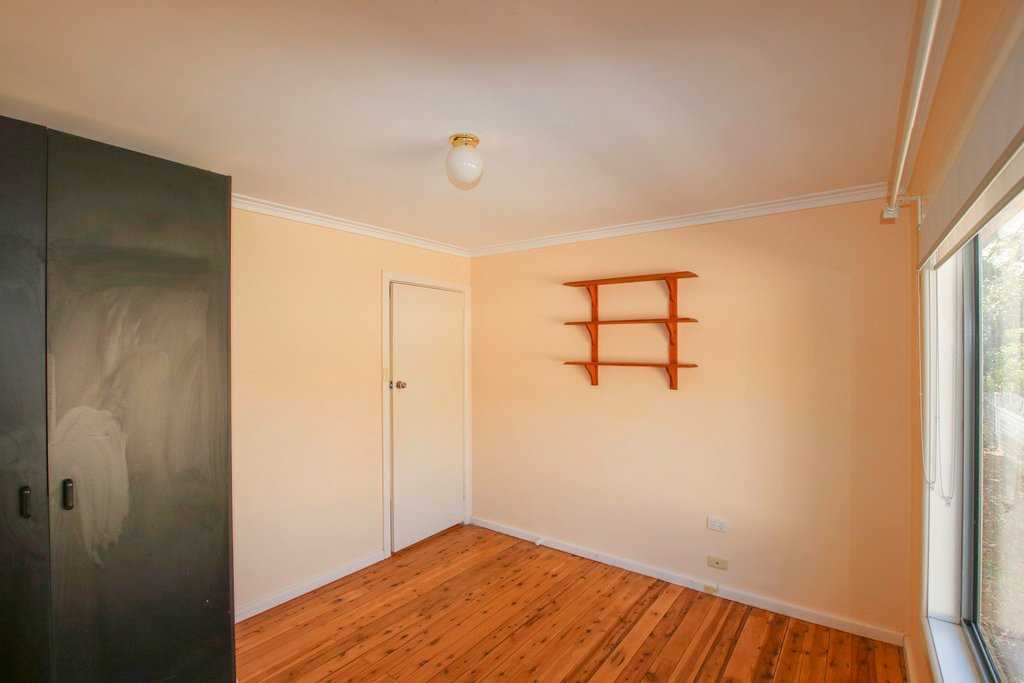 55 Dalhunty Street TUMUT 13