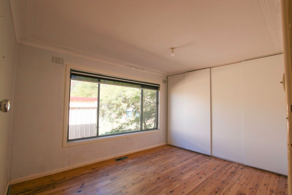 55 Dalhunty Street TUMUT 15