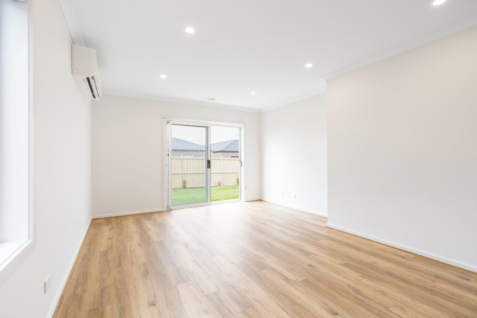 Gallery: 55 Devesha Drive