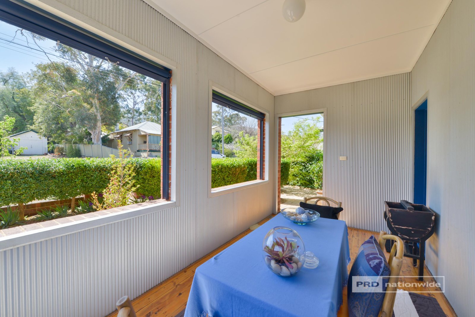 55 Dowell Avenue TAMWORTH 3