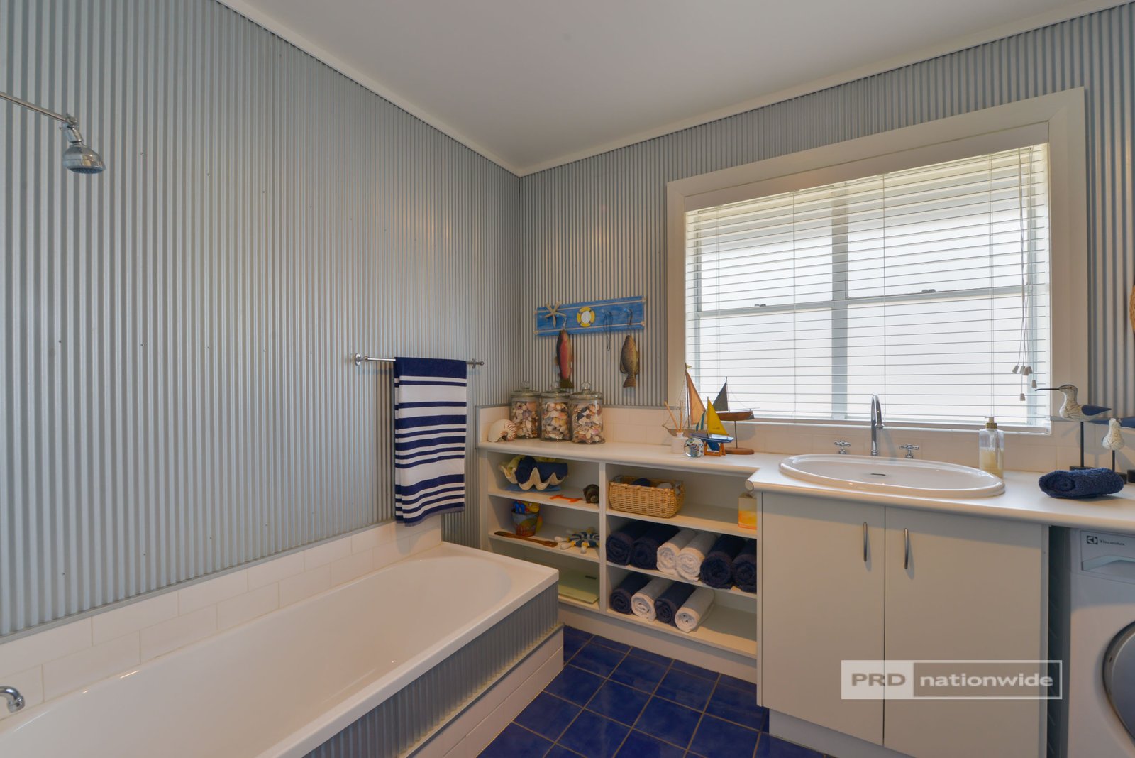 55 Dowell Avenue TAMWORTH 16