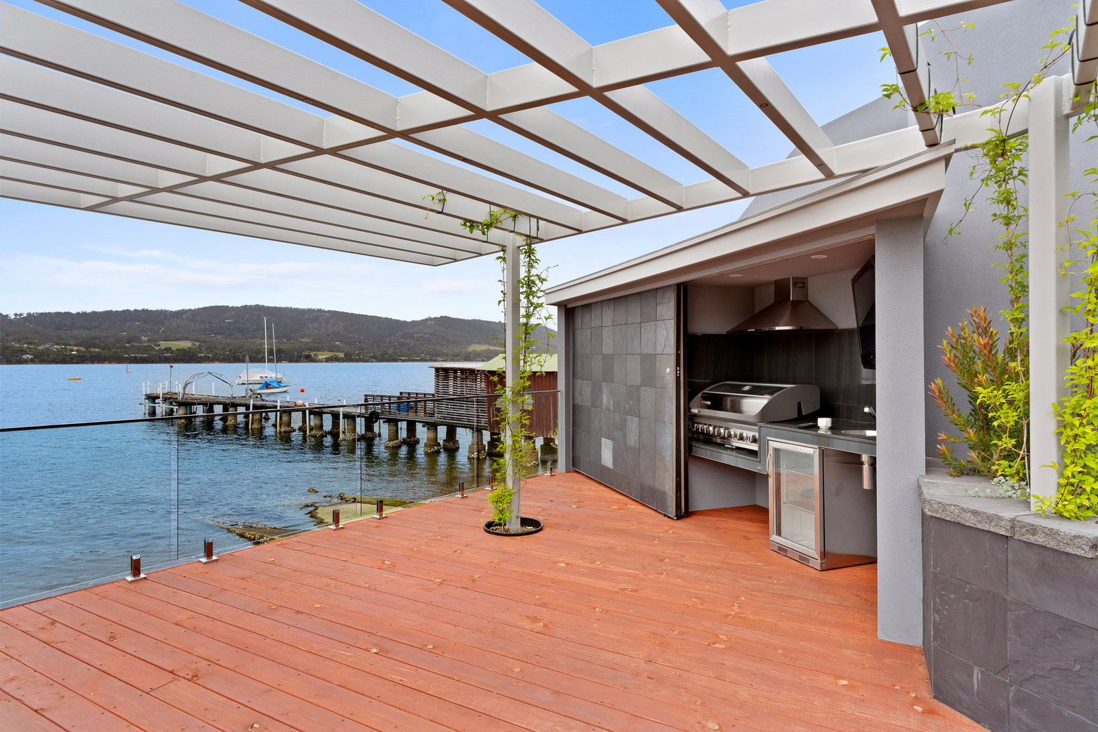 55 Esplanade  MARGATE 28