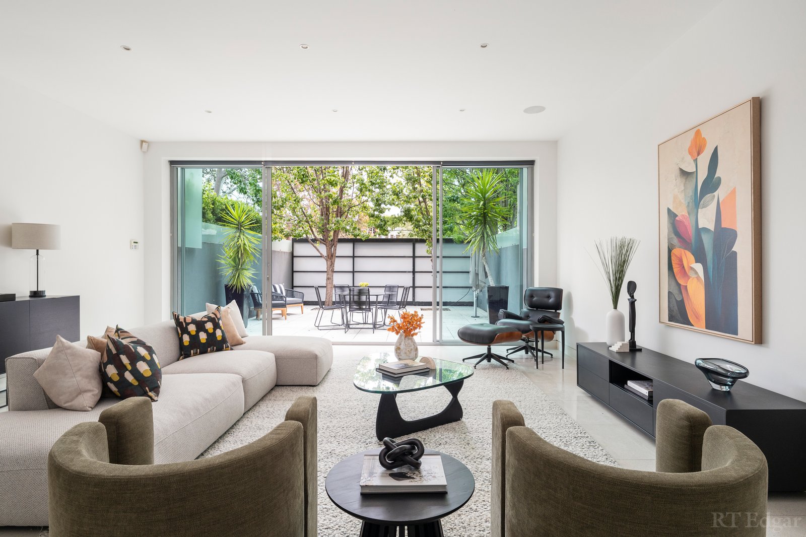 Real Estate and Property in 55 Fairbairn Road, Toorak, VIC