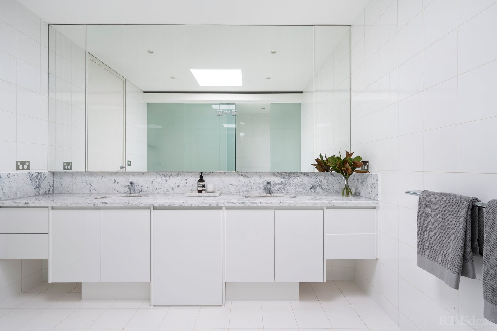 Real Estate and Property in 55 Fairbairn Road, Toorak, VIC