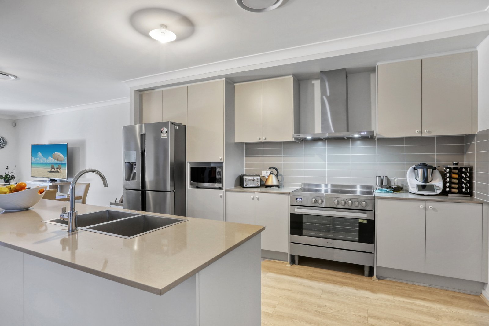 55 Farmgate Crescent CALDERWOOD 3