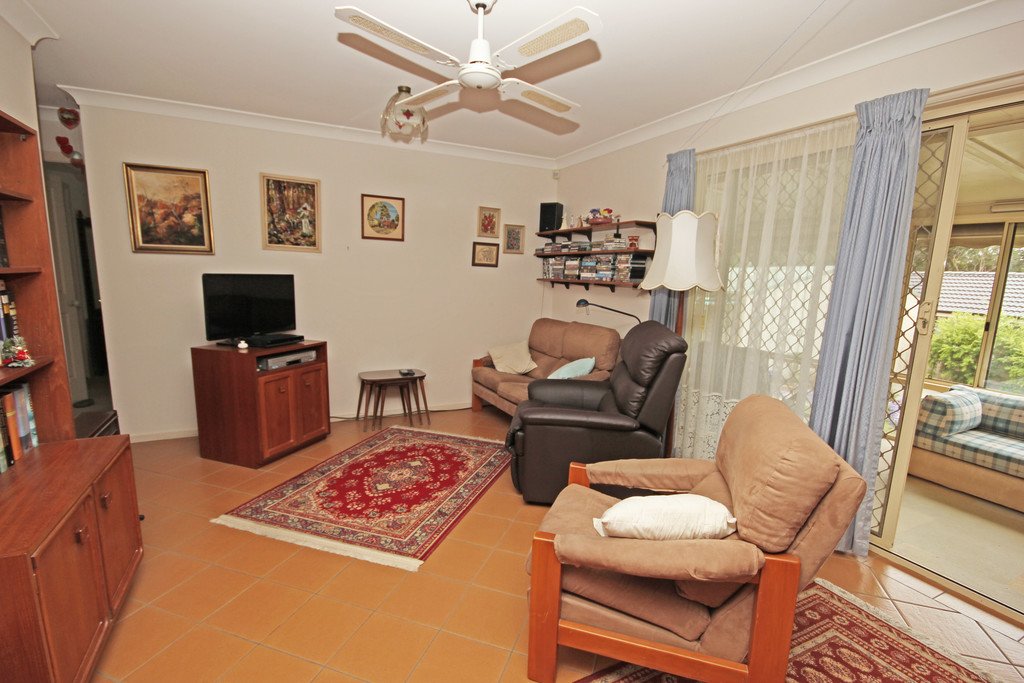 55 Flinders Drive LAURIETON 6