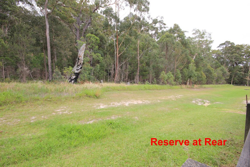 55 Flinders Drive LAURIETON 14