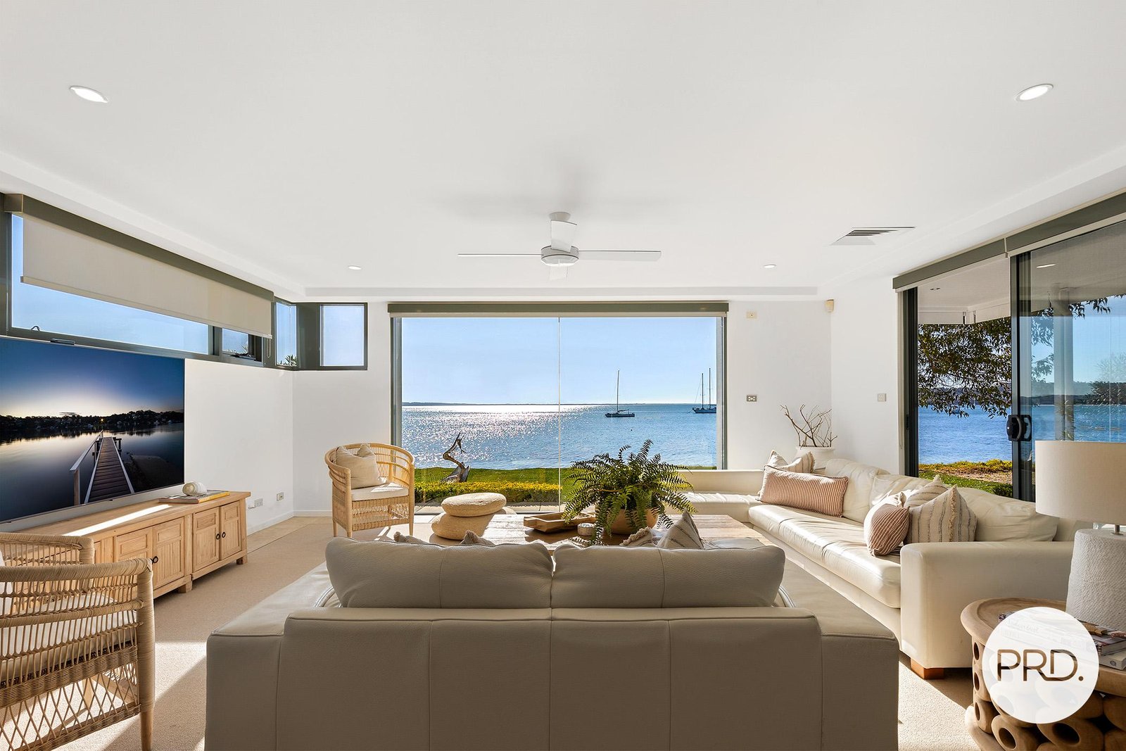 55 Foreshore Drive SALAMANDER BAY 3