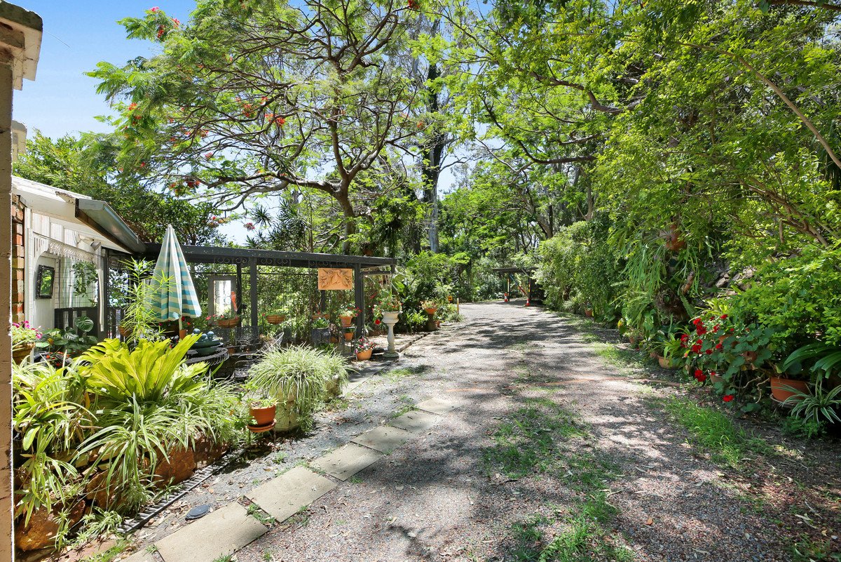 55 George Street BURLEIGH HEADS 11