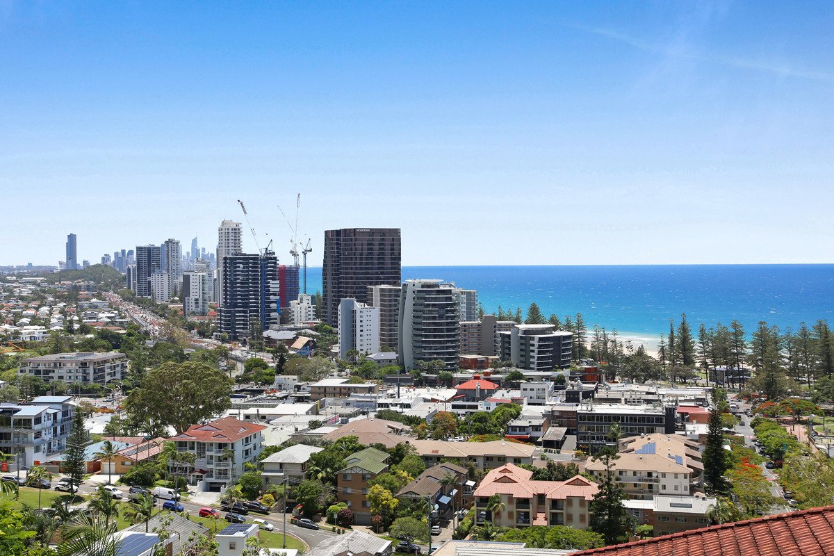 55 George Street BURLEIGH HEADS 14