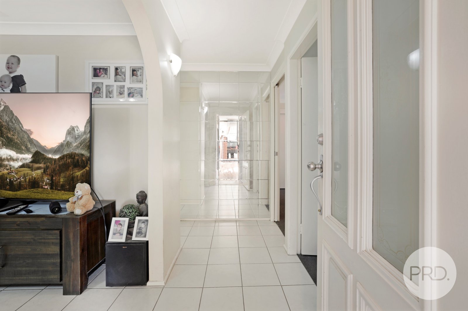 55 Glengarvin Drive TAMWORTH 3