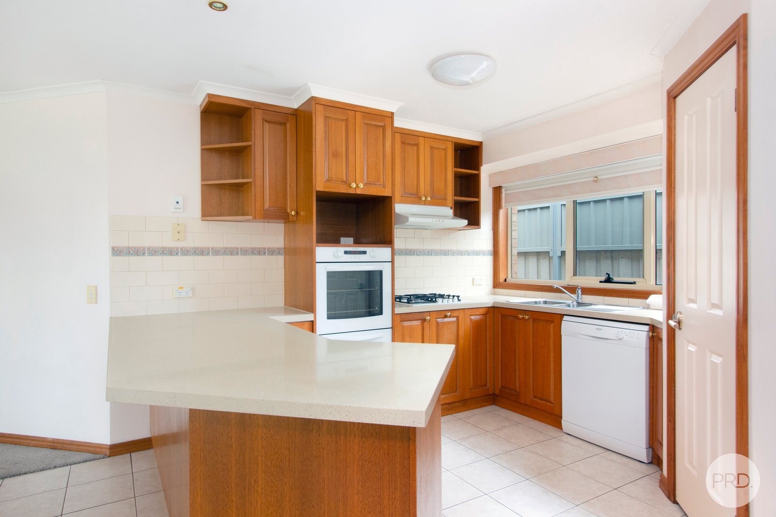 55 Grandview Grove WENDOUREE 2