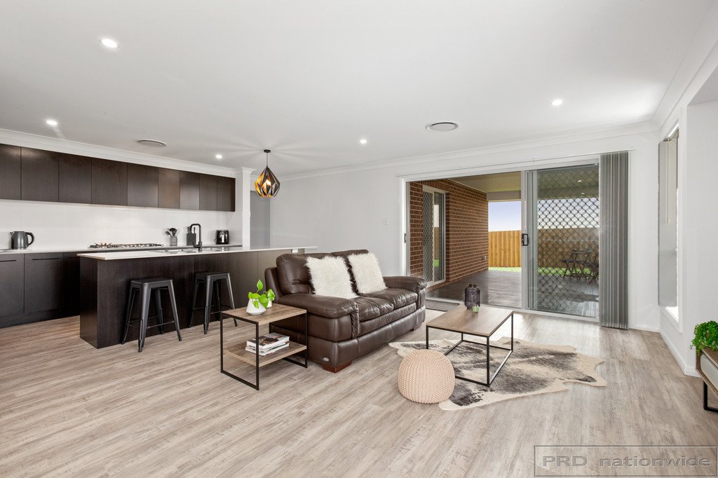 55 Harvest Boulevard CHISHOLM 6