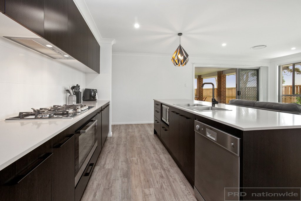 55 Harvest Boulevard CHISHOLM 10