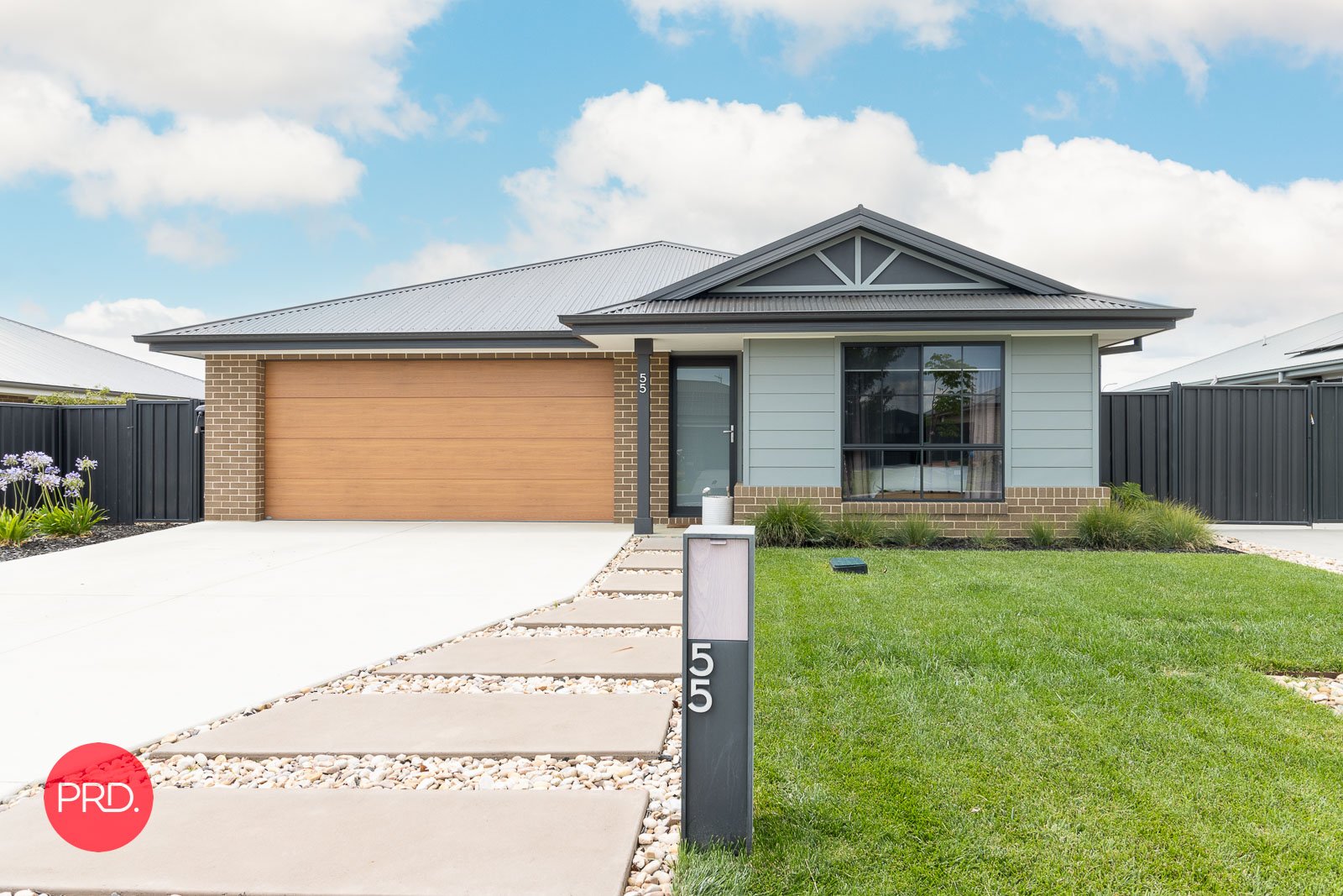 55 Hopkins Street BUNGENDORE 2