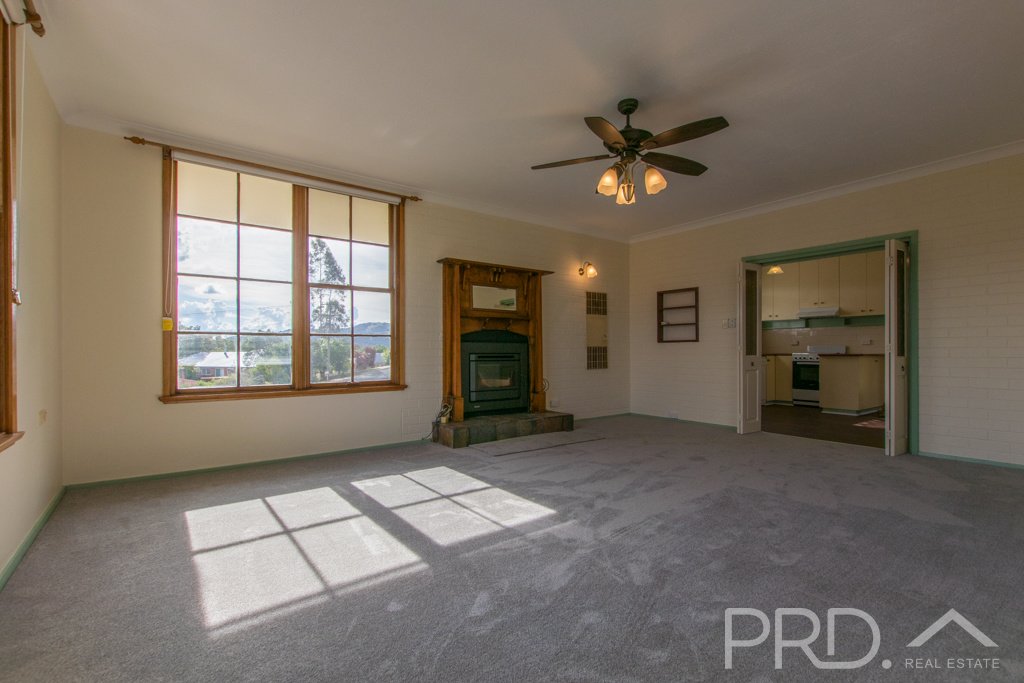 55 Howick Street TUMUT 2