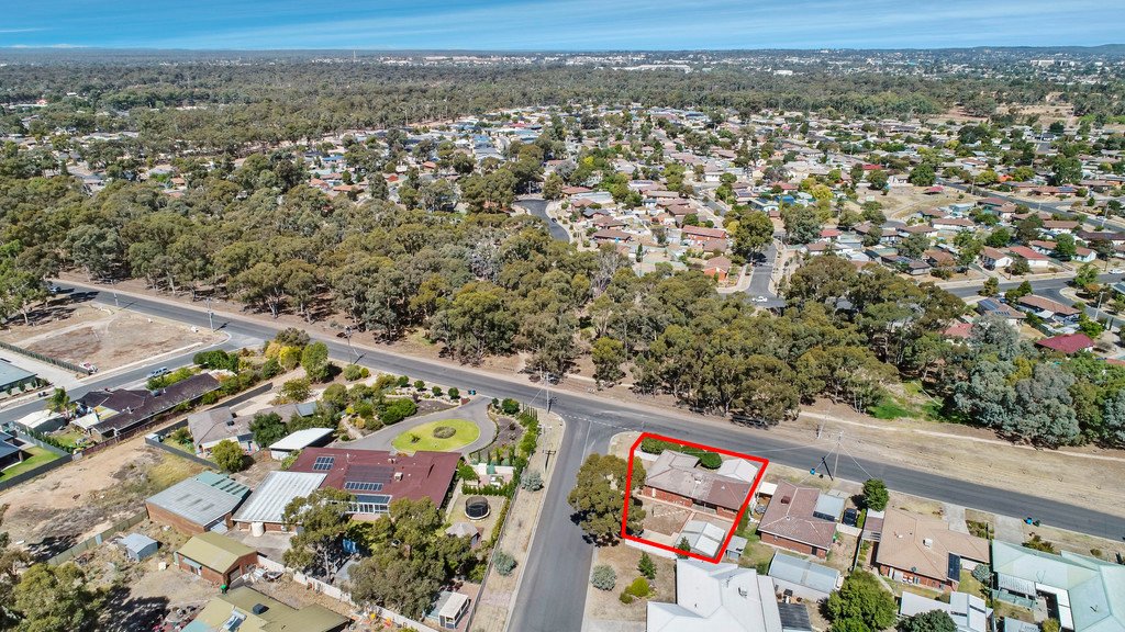 55 Jobs Gully Road EAGLEHAWK 11