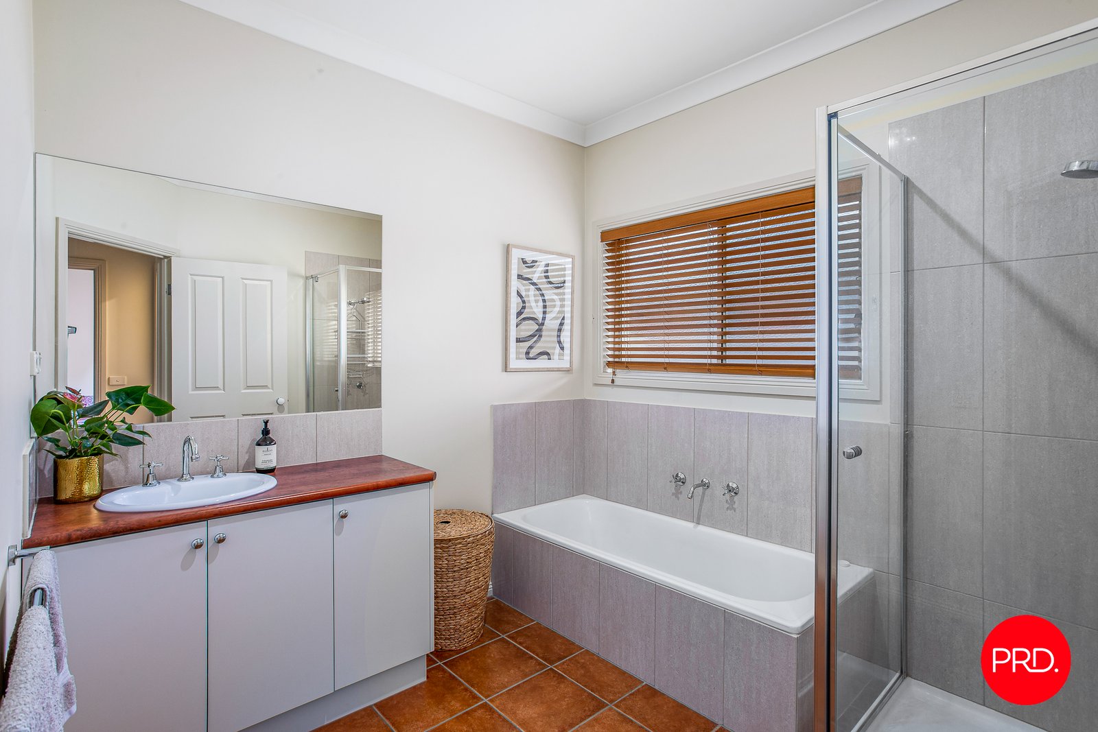 55 Kennewell Street WHITE HILLS 16