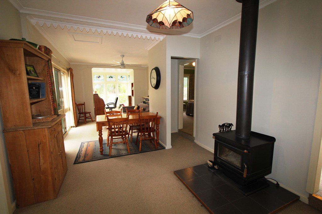 55 Laurence Drive SNAKE VALLEY 8