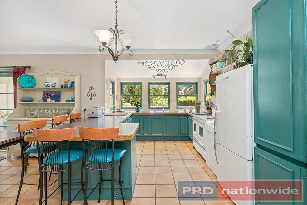 55 Louise Court HADDON 2