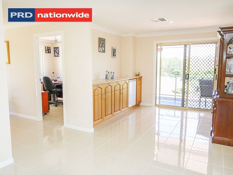 55 Maddever Road BOORAL 16