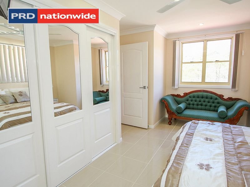 55 Maddever Road BOORAL 26