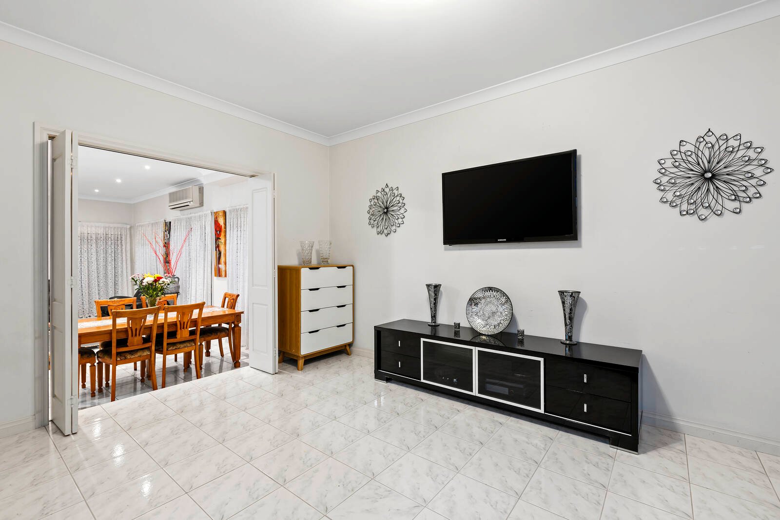 Real Estate and Property in 55 McLaurin Road, Carnegie, VIC