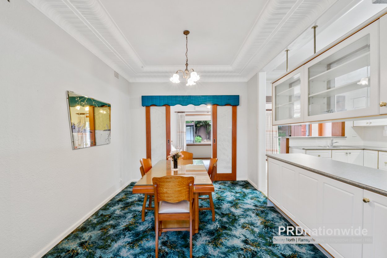 55 Moreton Avenue KINGSGROVE 3