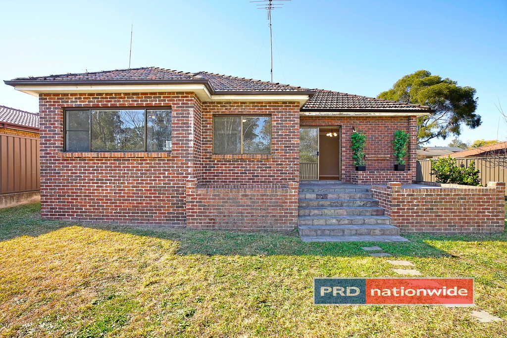 55 Newham Drive CAMBRIDGE GARDENS 1