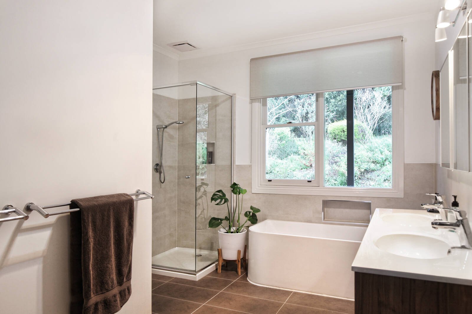 Real Estate and Property in 55 Outawood Rise, Gisborne, VIC