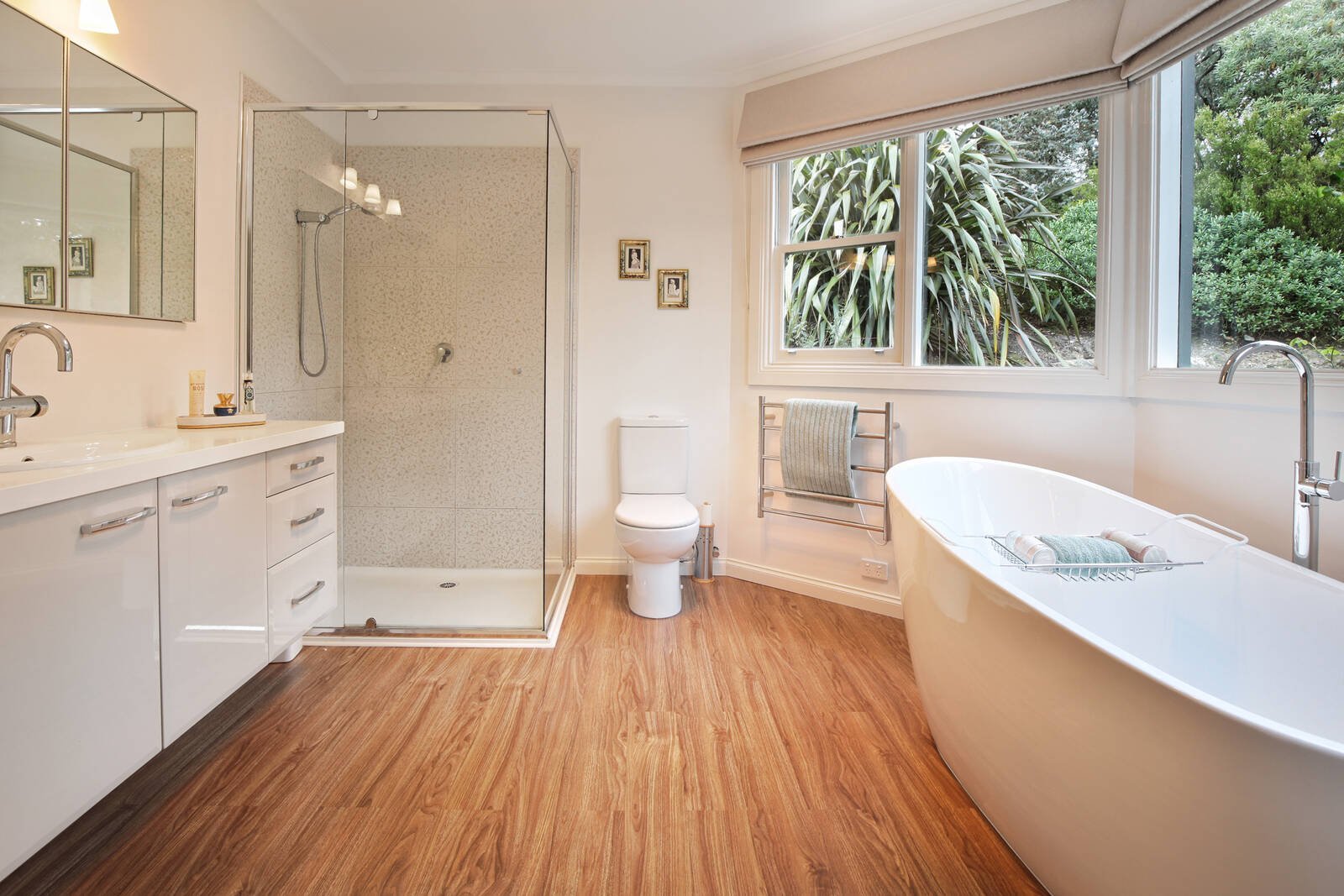 Real Estate and Property in 55 Outawood Rise, Gisborne, VIC