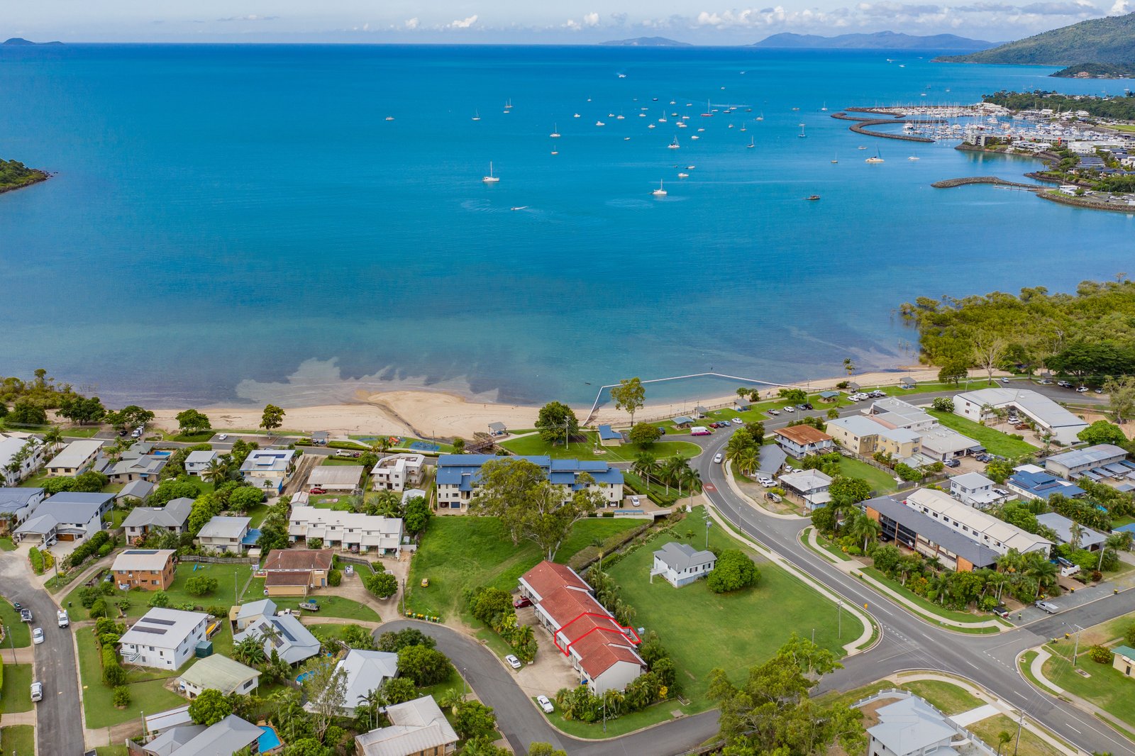 5/5 Pleasant Drive CANNONVALE 2