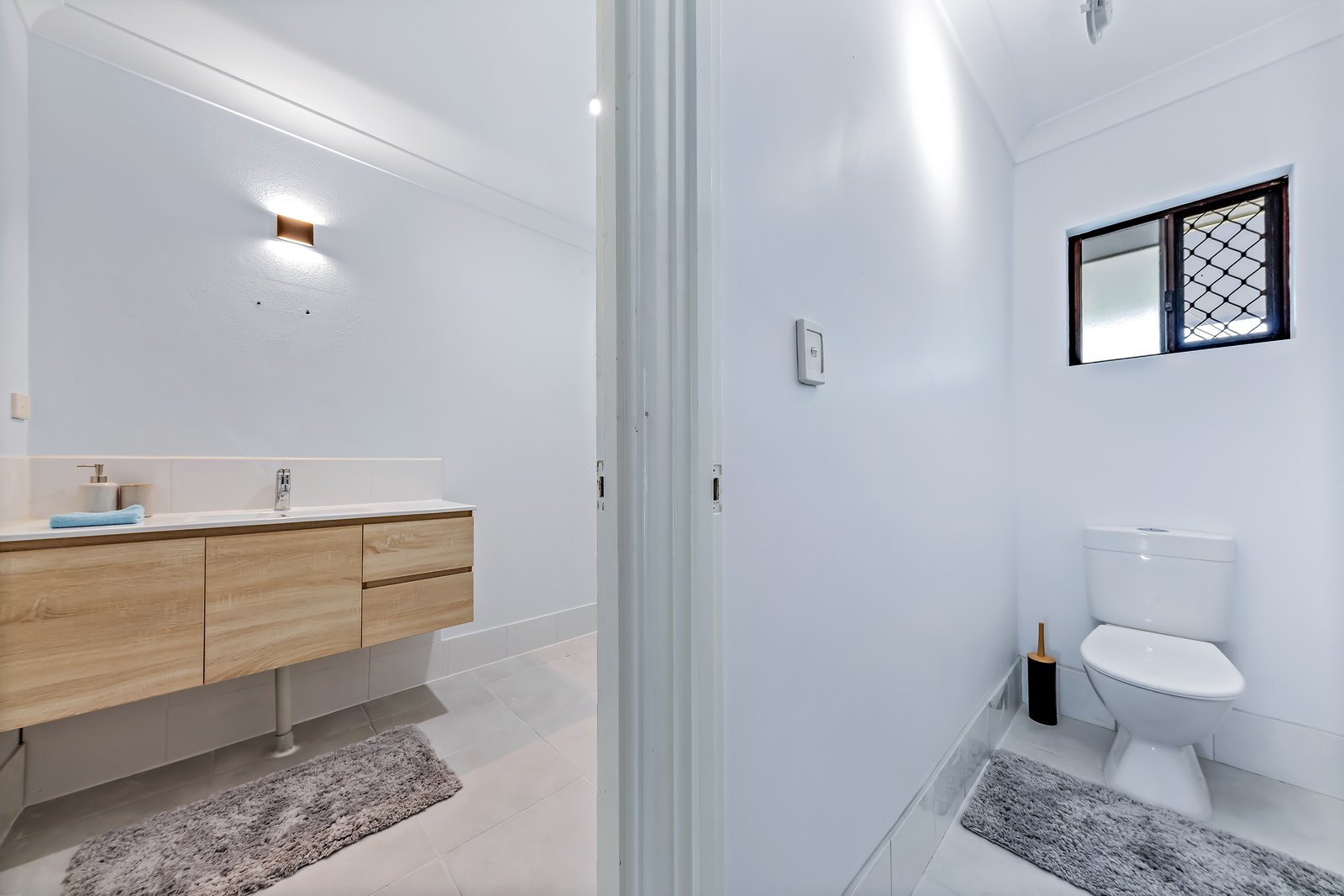 5/5 Pleasant Drive CANNONVALE 16