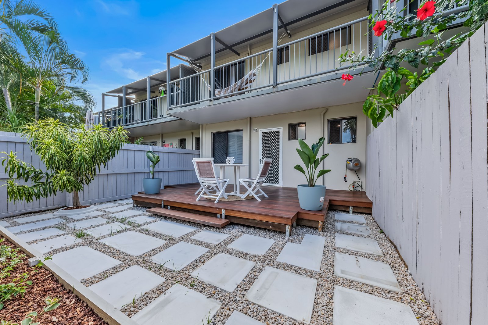 5/5 Pleasant Drive CANNONVALE 17