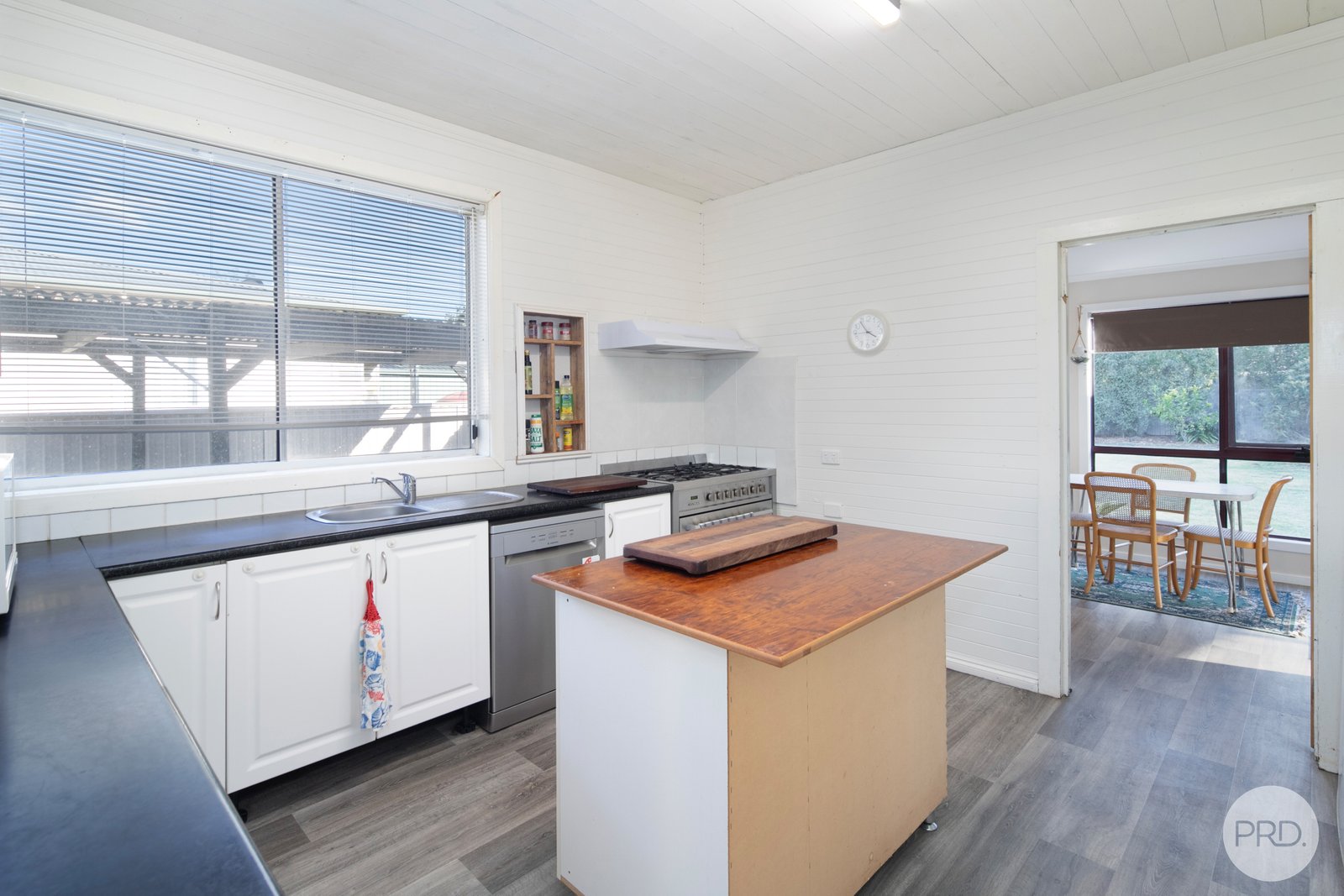 55 Primrose Street WENDOUREE 3